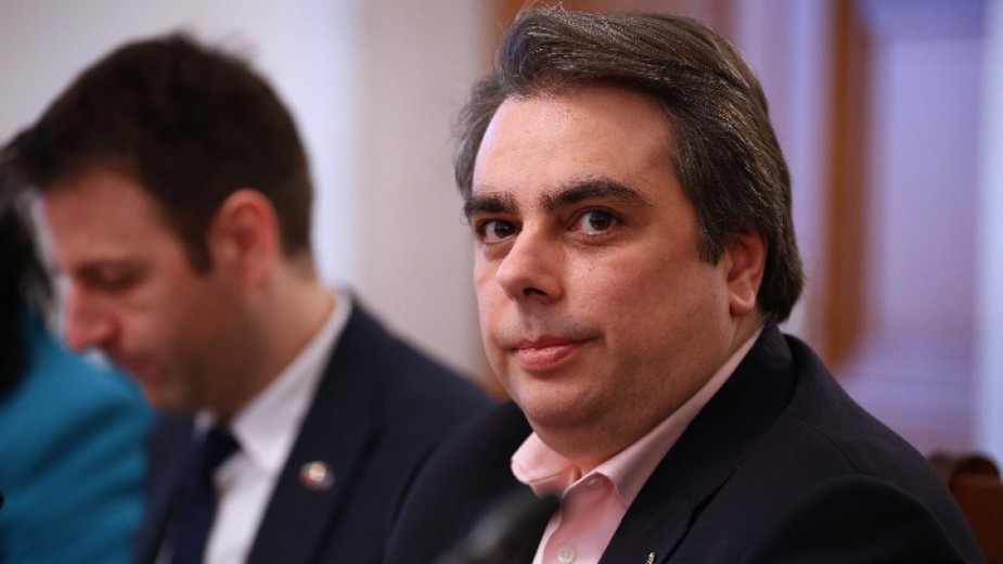 Финансовият министър Асен Василев изрази надежда президентът Румен Радев да