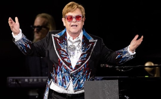 Елтън Джон и авторът на песни Бърни Топин плод на