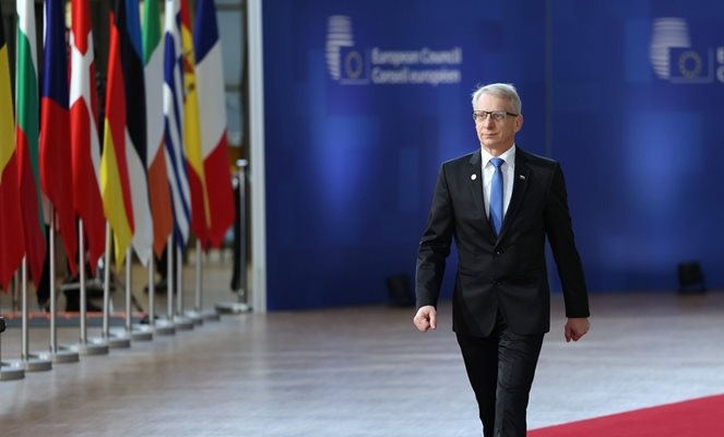 Отчет ще дам когато мине съответната командировка Така лаконично отговори