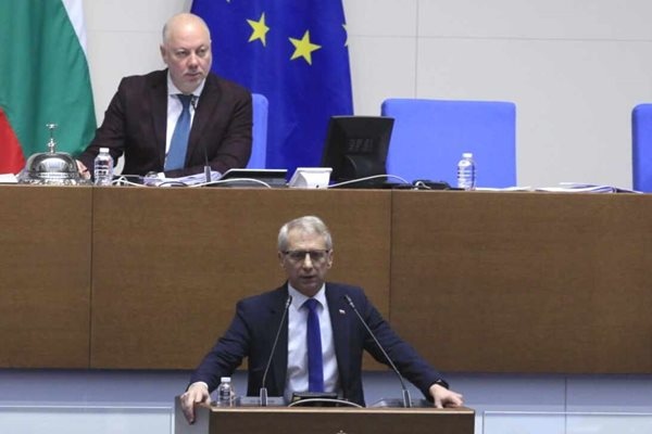 Отдавна не сме имали среща Добре е да почнем да