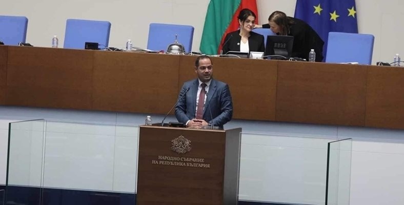 Служители от администрацията на МВР които е трябвало да одобрят