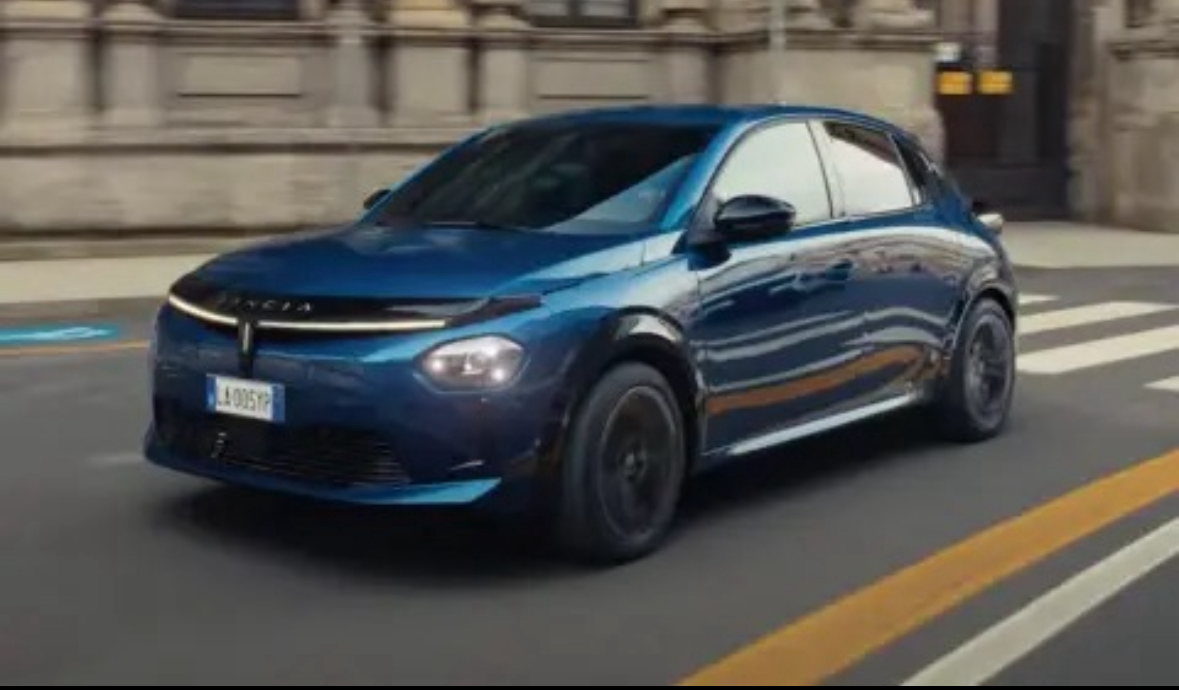 Lancia прави значимо завръщане на пазара с първия си електрически