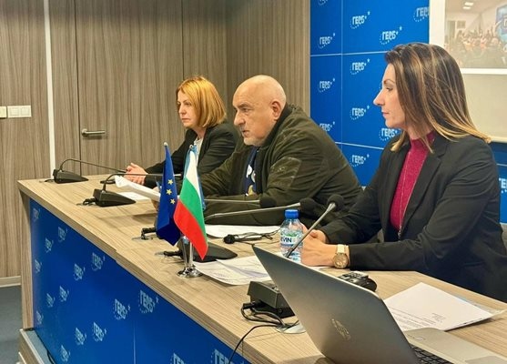 Евродепутати и общински съветници дадоха отчет за срещите си с