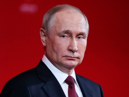 Срещу руския президент Владимир Путин има заповед за задържане от