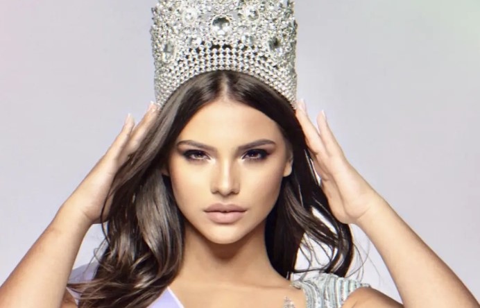Ивана Събева е новата Мис Свят България 16 годишната софиянка е ученичка