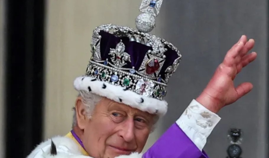 Крал Чарлз III е диагностициран с рак съобщиха от Бъкингамския