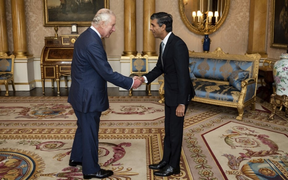 Крал Чарлз III и британският премиер Риши Сунак ще проведат