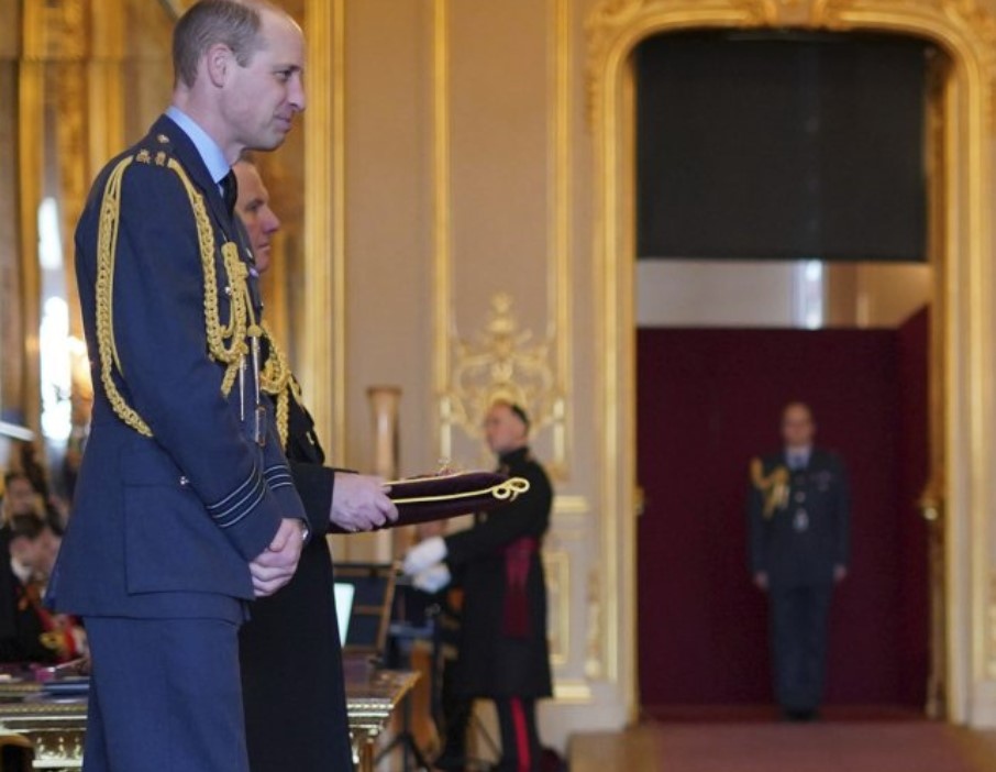 Британският принц Уилям се върна към изпълнение на официалните си
