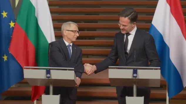 Премиерът Николай Денков е на визита в Нидерландия където се