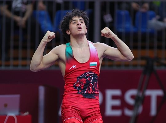  Едмонд Назарян спечели бронзов медал от европейското по борба в