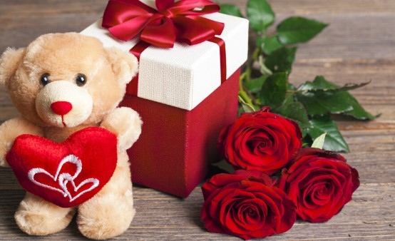 Когато купуват подаръци за специален човек за  потребителите са склонни