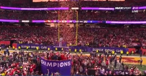 Тазгодишният  е гледан средно от 123 4 милиона души в САЩ което го