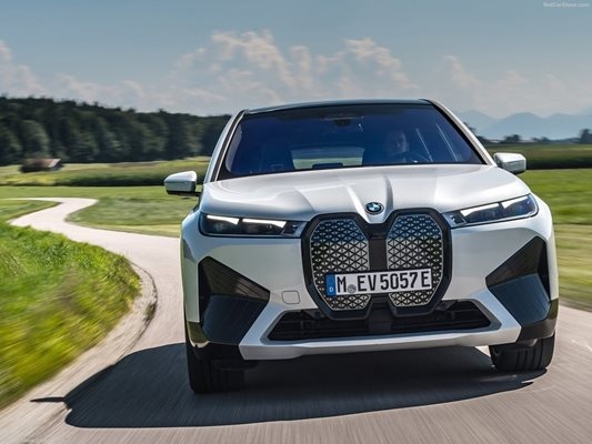 За Международната агенция по енергетика кросоувърите също са голям проблем харчели с 20 процента