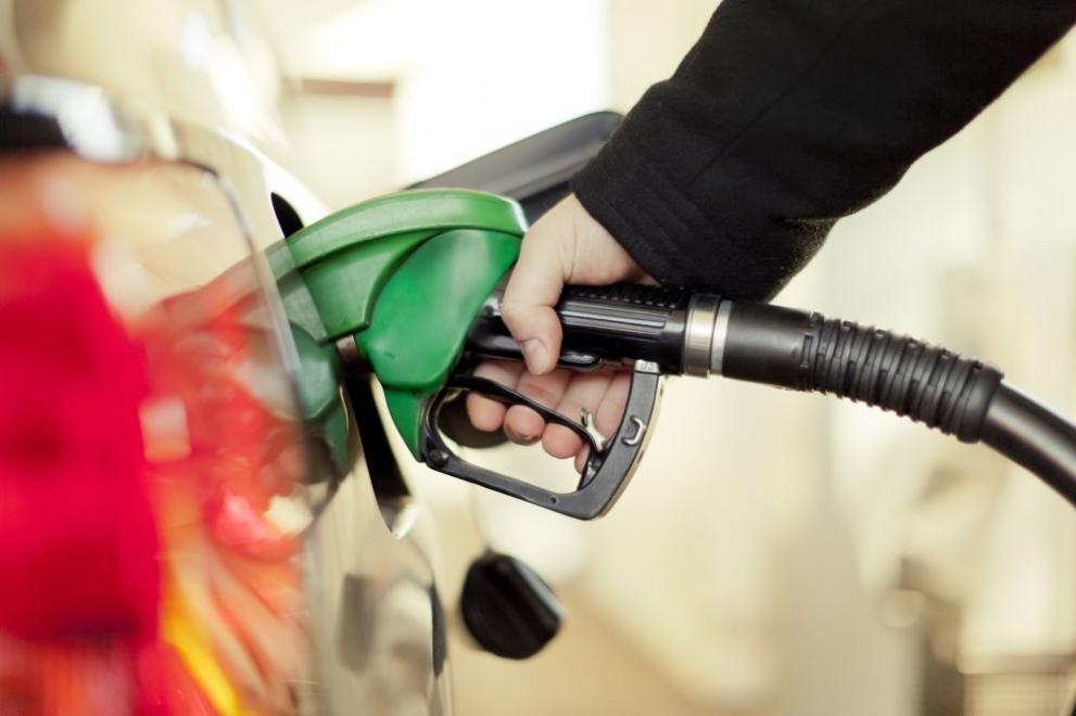 Цената на бензина отново тръгна нагоре Само за последната седмица