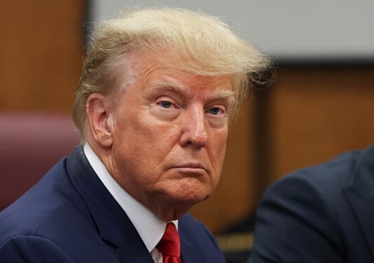 Доналд Тръмп трябва да плати 355 млн долара глоба за