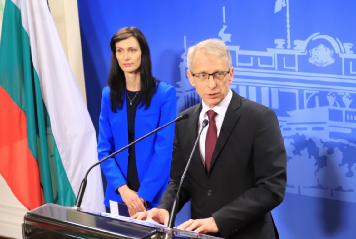 Зациклянето на споровете между ГЕРБ и ПП ДБ кой да бъде