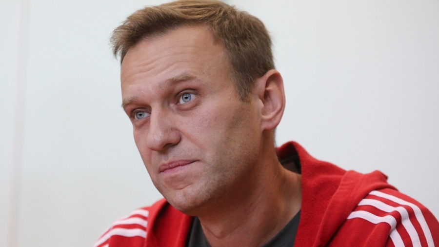 Среднощен конвой е докарал тялото на Алексей Навални от наказателната колония в морга