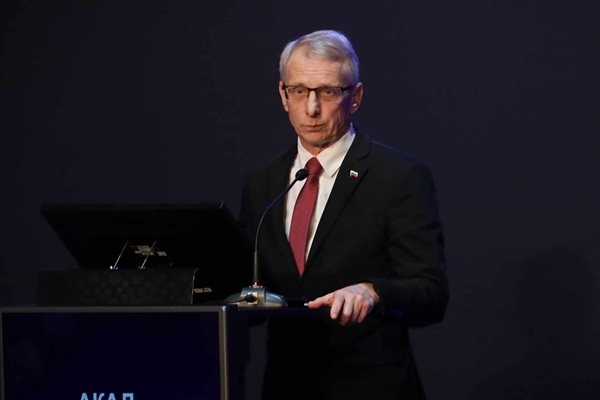 Премиерът участва в популярно предаване на британската медия където бе