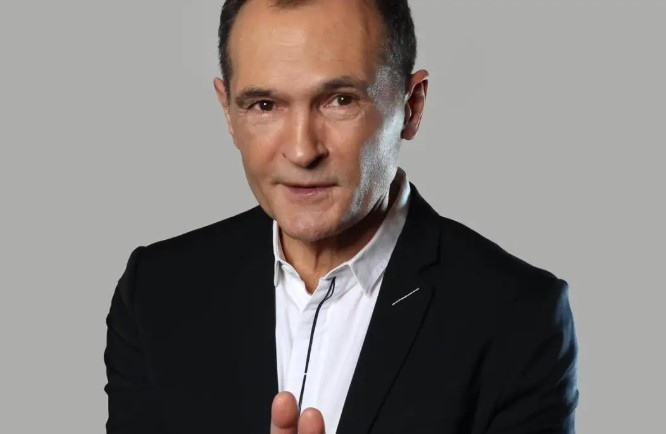Бившият хазартен бос Васил Божков атакува отново българската политика. Това