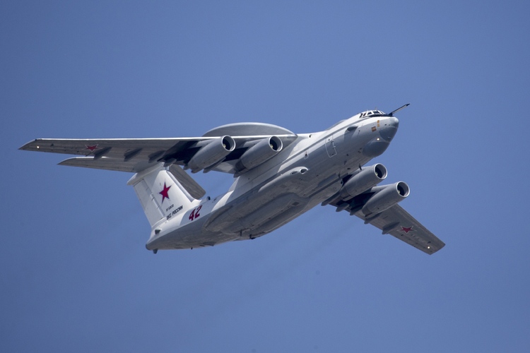 Украйна обяви че е свалила руски разузнавателен самолет А 50У над