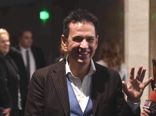 Освен като журналист и политически пиар Тицин е известен като