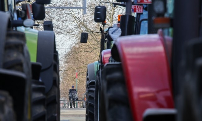 Фермери отново ще блокират района около европейските институции в Брюксел