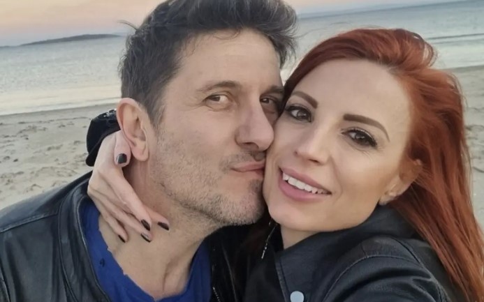 Изглежда че Асен Блатечки най после е намерил жената на живота