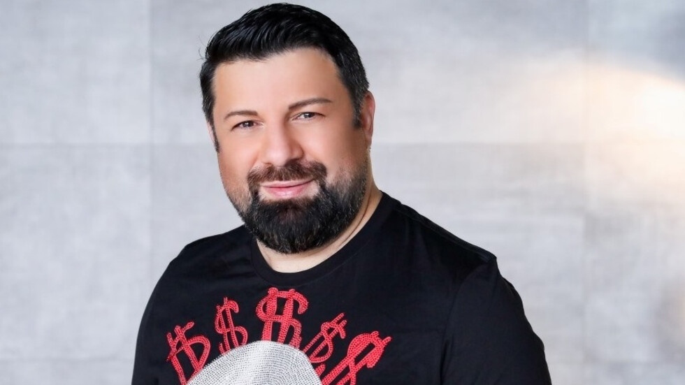 Тони Стораро призна публично за разочарованието от сина си Емрах