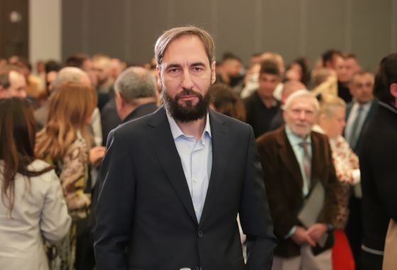 Дарин Дросев ще е председател на новото Национално движение Център