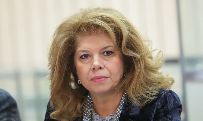 Този модел на държавата за мен е грешен неработещ предизвикващ