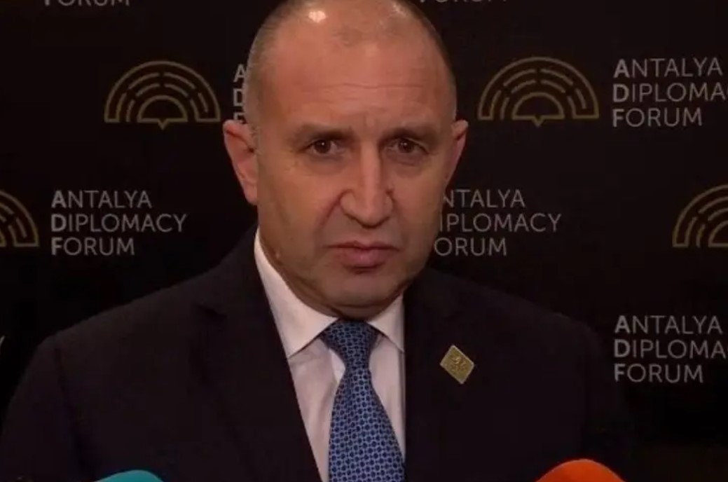 Държавният глава Румен Радев участва в третото издание на дипломатическия