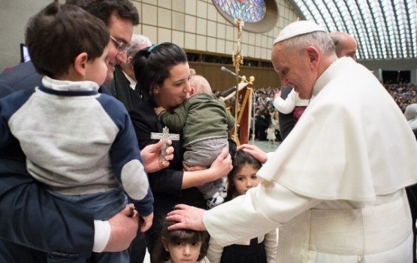 Папа Франциск предупреди за опасностите от така наречената джендър теория