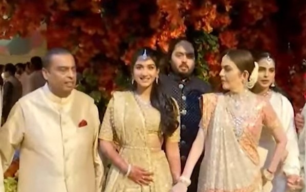 Индия е в навечерието на звездно парти пише Асошиейтед прес Милиардерът