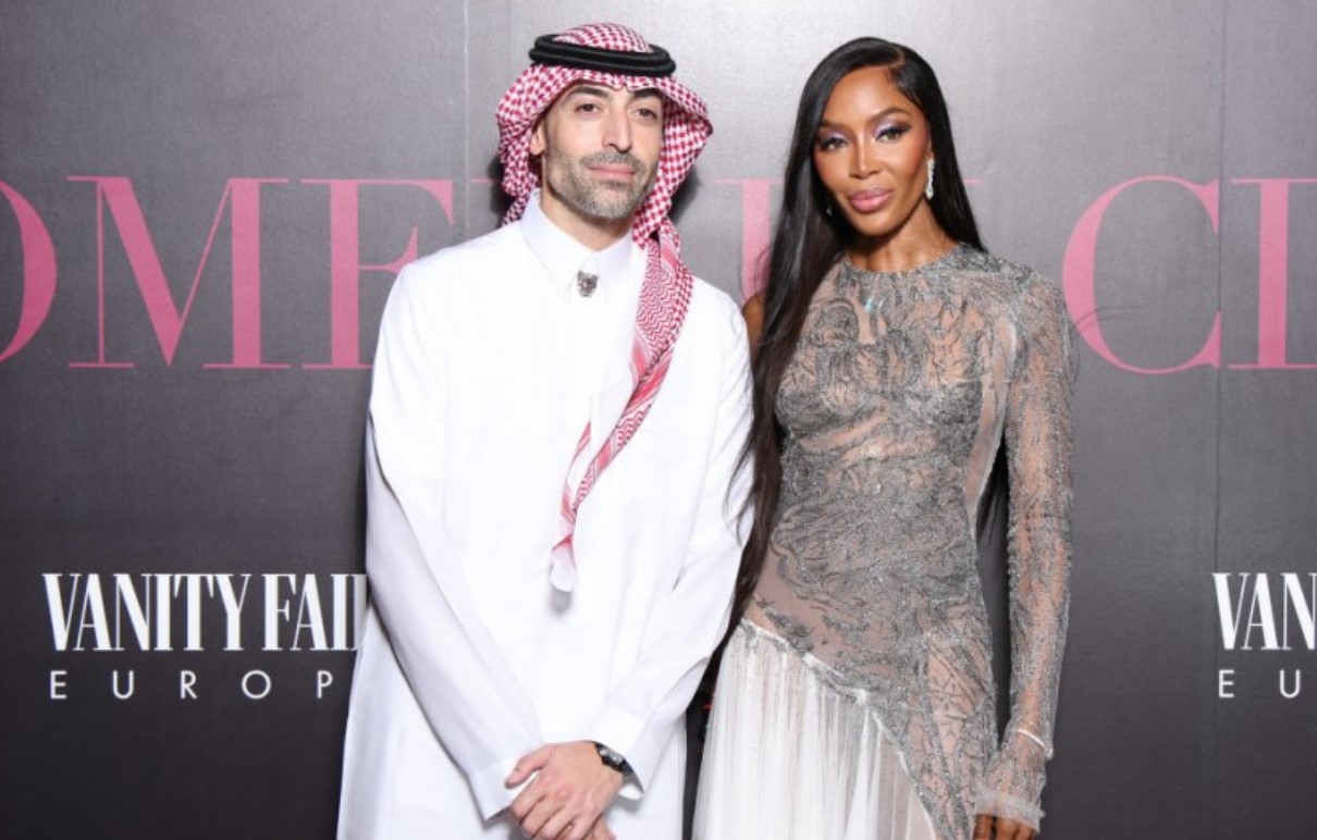 Супермоделът Наоми Кембъл се е сближила интимно със саудитския филмов