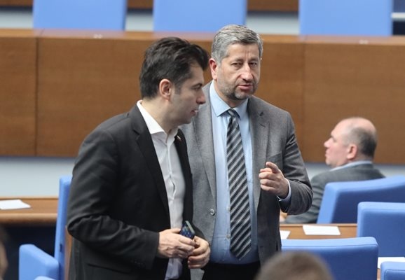 Още в сряда сутрин Николай Денков вероятно ще е бивш