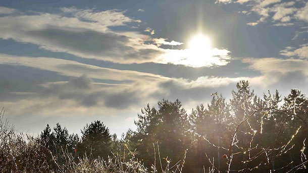 Сравнително топли почивни дни ни очакват след захлаждането на женския
