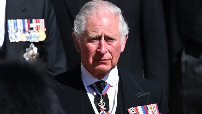 Чарлз III заяви че ще продължи да служи доколкото е