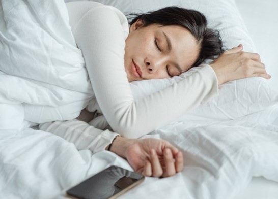 Средно 21 минути са необходими на българите за да заспят вечер