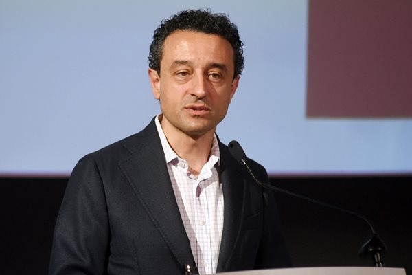 Привърженици на партия Възраждане са нападнали вербално депутатът от ПП ДБ