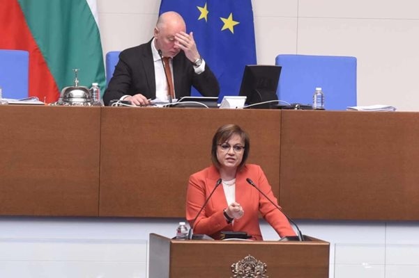 Лидерът на БСП Корнелия Нинова е в болница Това съобщи