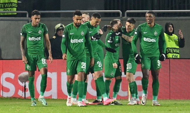 Лудогорец разби с 6 0 гостуващия Локомотив София в среща от