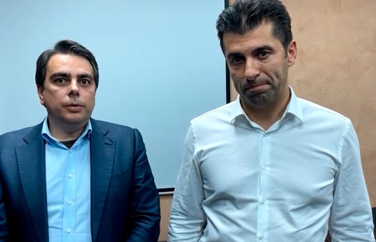 Телефоните прегряха рано тази сутрин Лидерите на Продължаваме промяната са