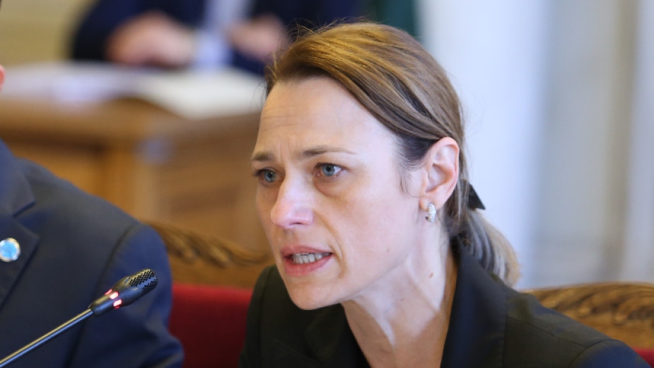 Административният съд в София отмени заповедта на председателя на парламента