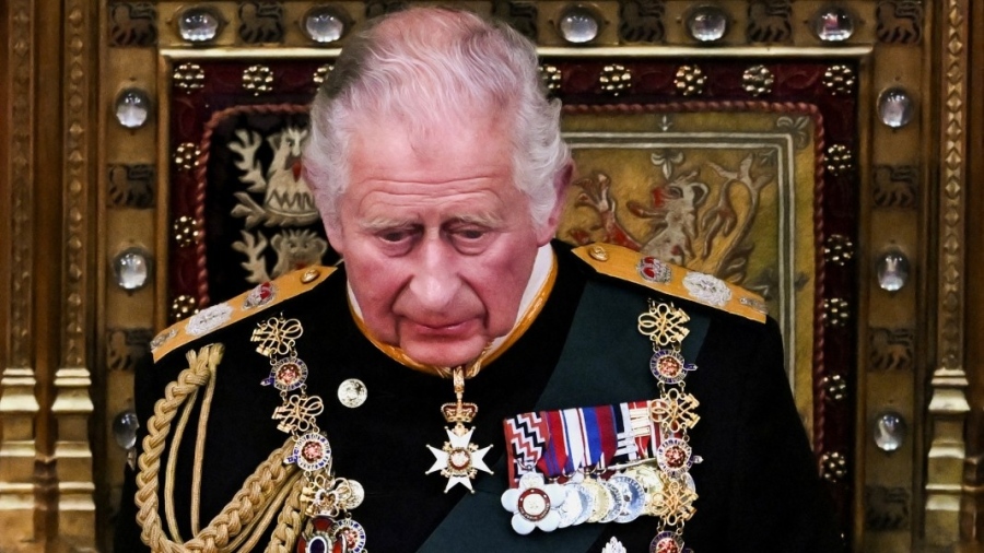 Бъкингамският дворец: Крал Чарлз e жив, слуховете за смъртта му са неверни