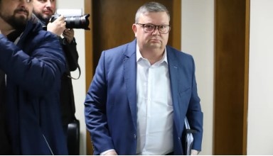Бившият главен прокурор Сотир Цацаров отрече да познава или да