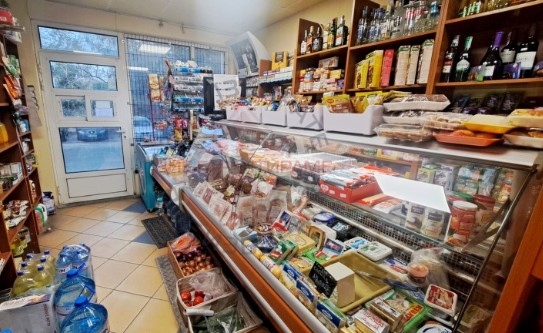 Влизането на големите хранителни вериги в България на практика уби