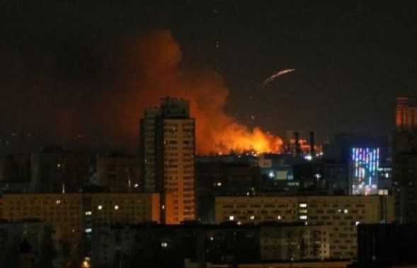 Украинската столица Киев тази нощ отново беше под ракетен обстрел