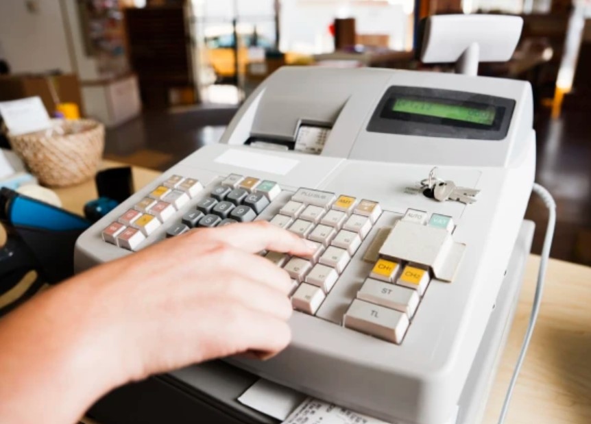 Търговците вече ще могат да издават а не само на