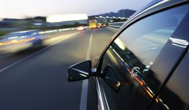 Полицията в Правец залови 20 годишен мъж който е качил в