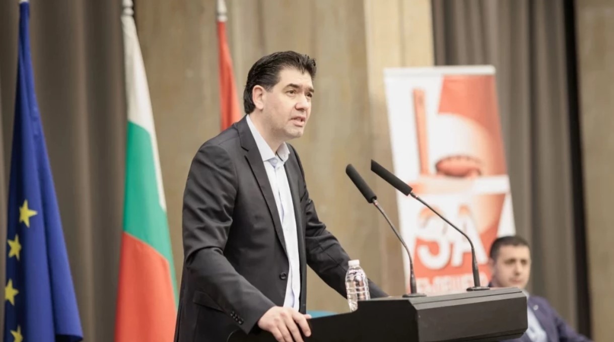 Над 500 социалисти от цялата страна учредиха движение Бузлуджа в